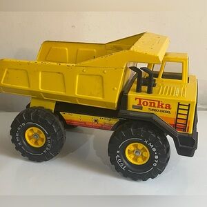 Tonka Pressed Steel Dump Truck Construction Vehicle Vintage 1980